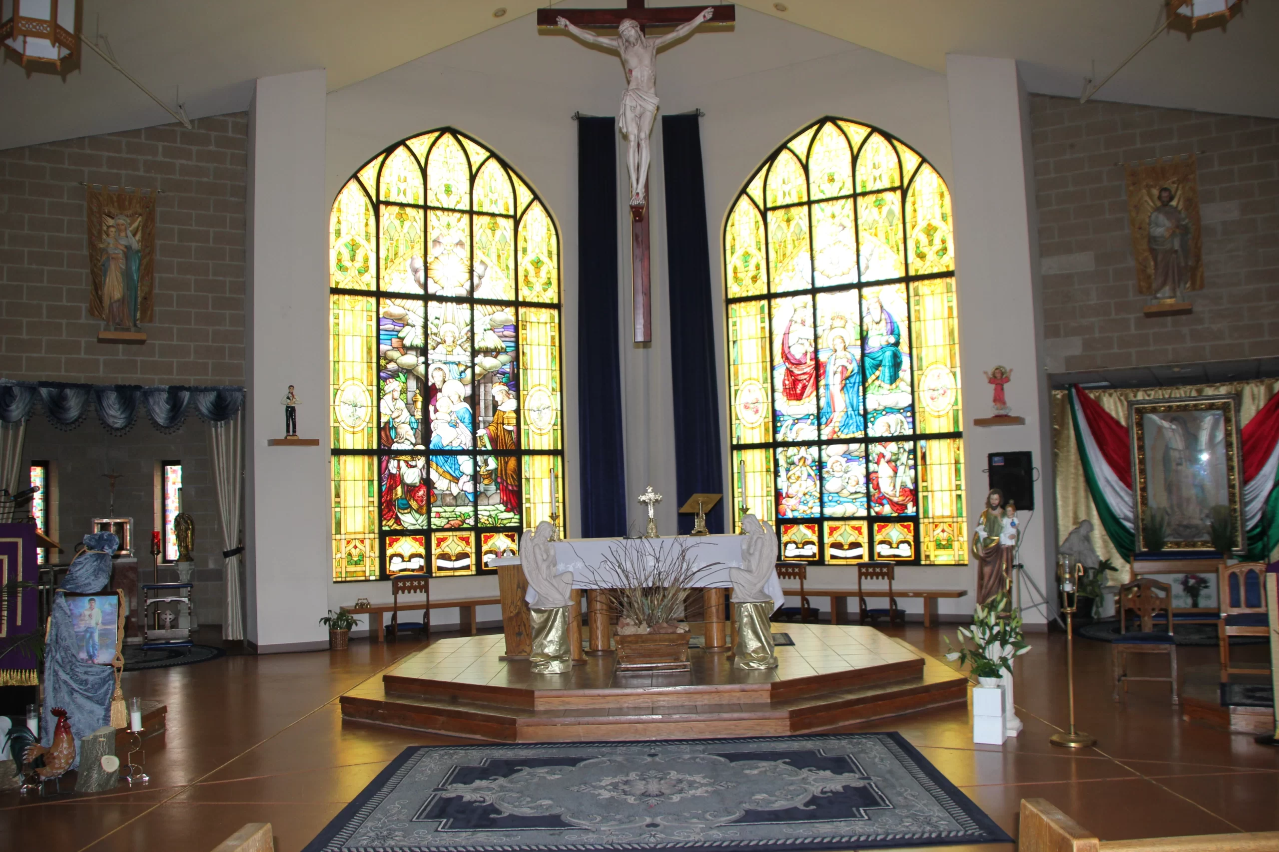 Saint Mary Catholic Church Altar